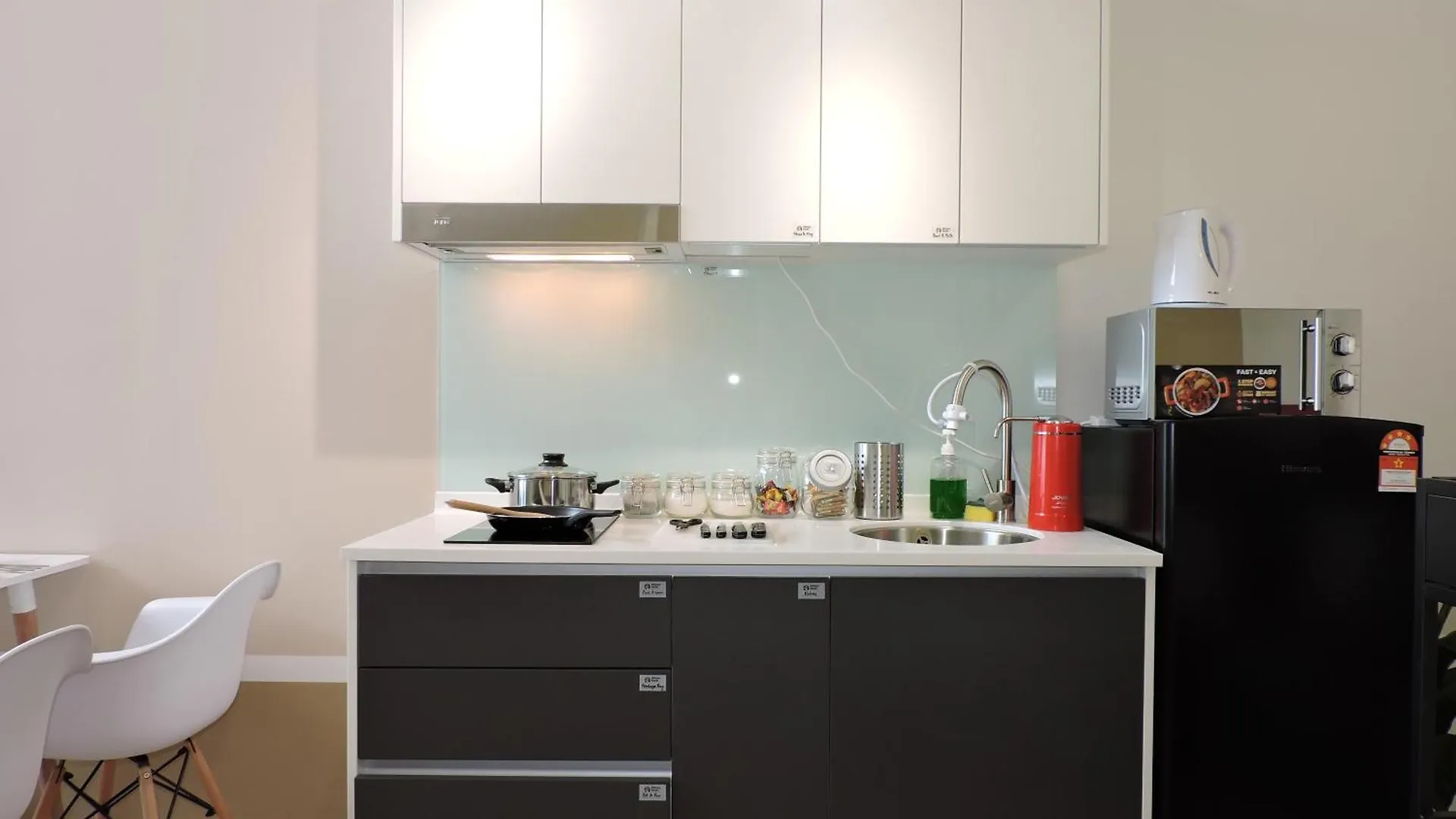 Emporis Service Apartment By Sleepy Bear Petaling Jaya Malaysia
